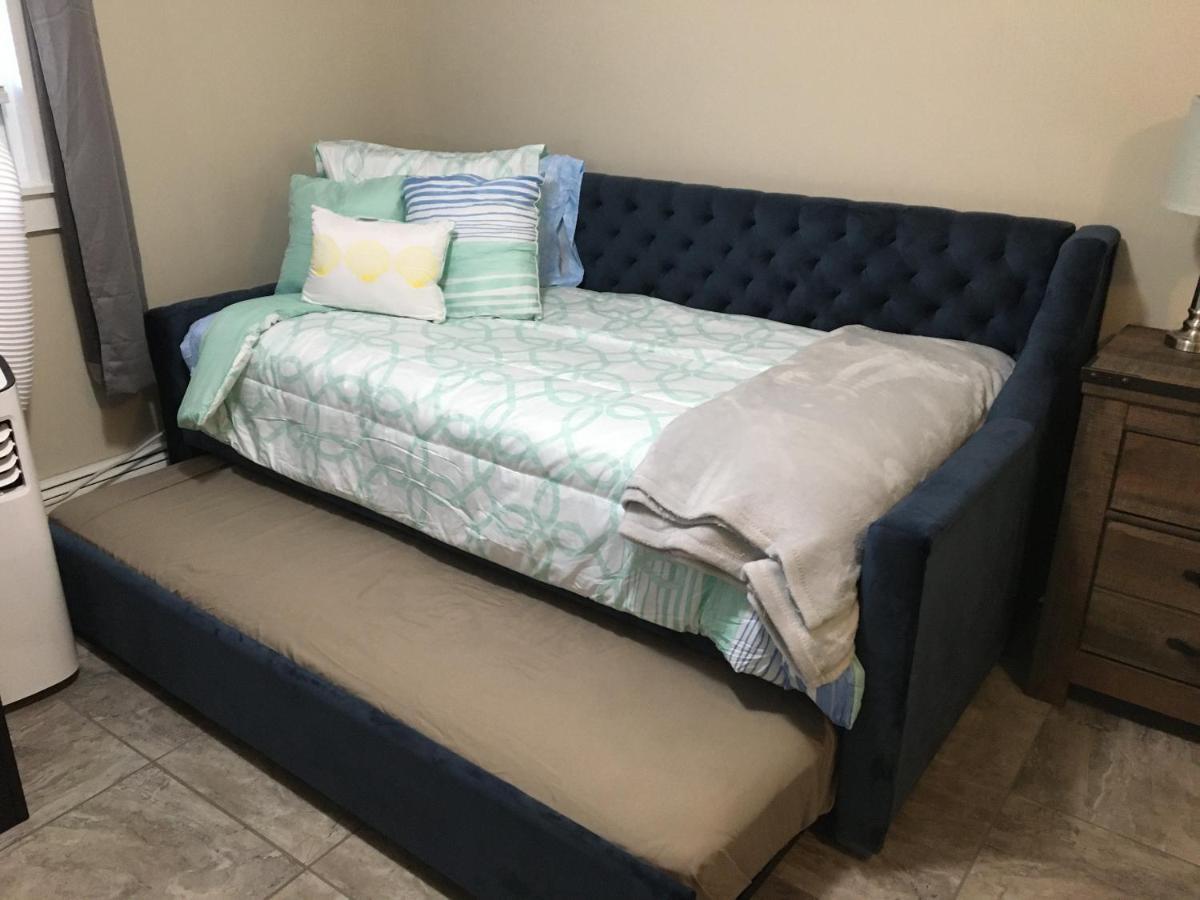 North Troy Just Like Being At Home- Newly Renovated Unit מראה חיצוני תמונה